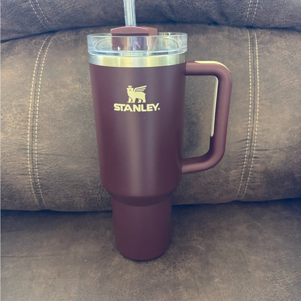Stanley Mahogany Travel Mug with Handle